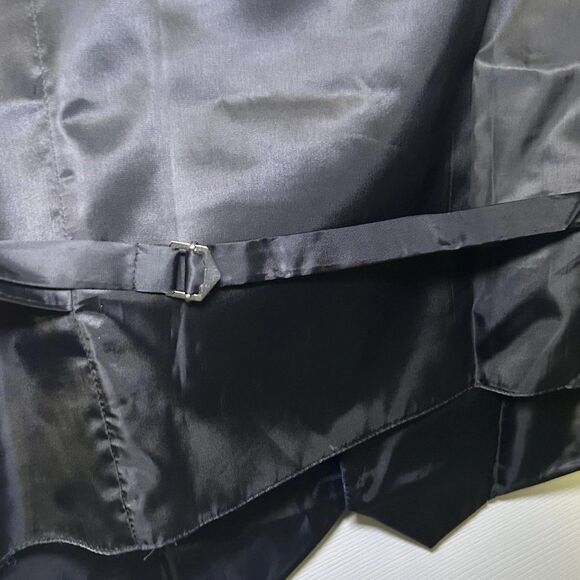 Barry.Wang Vest Men XL Blue Black Paisley Formal Set Bow Tie Hanky Wedding NWOT - Picture 10 of 10